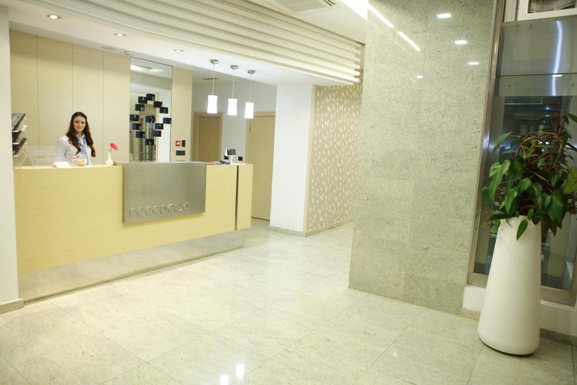 Garni Hotel Centar Újvidék Beltér fotó